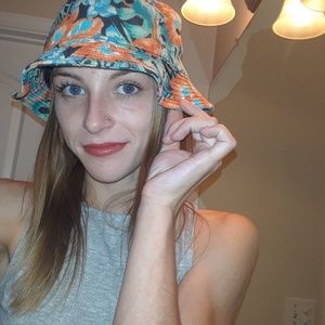 One size fits all neff hat